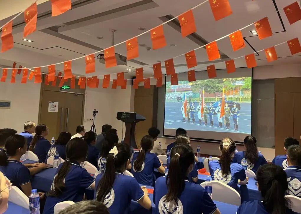 湘聯電纜集體觀看九三閱兵，汲取奮進力量！